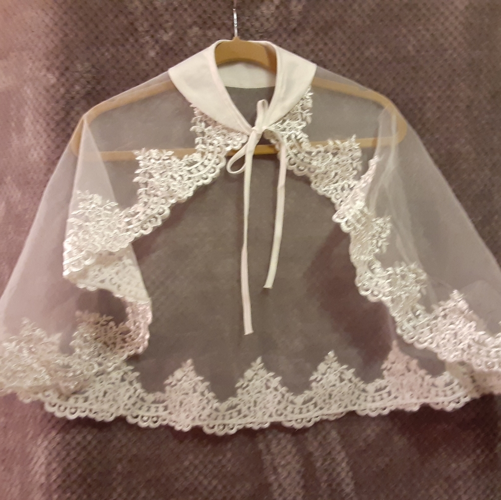 Ladies Lace & Sequins Shoulder Wrap